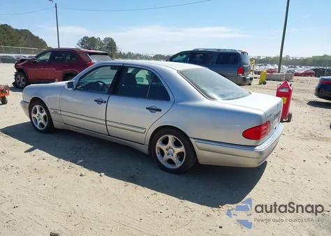 1999 Mercedes-Benz E 430 z USA, uszkodzony, nr VIN WDBJF70H4XA924686